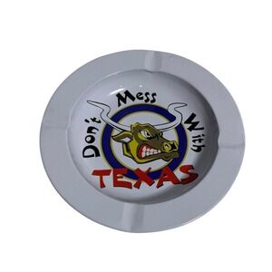 VTG Don't Mess With Texas Metal Ashtray Longhorn Bull Graphic White Tin Souvenir